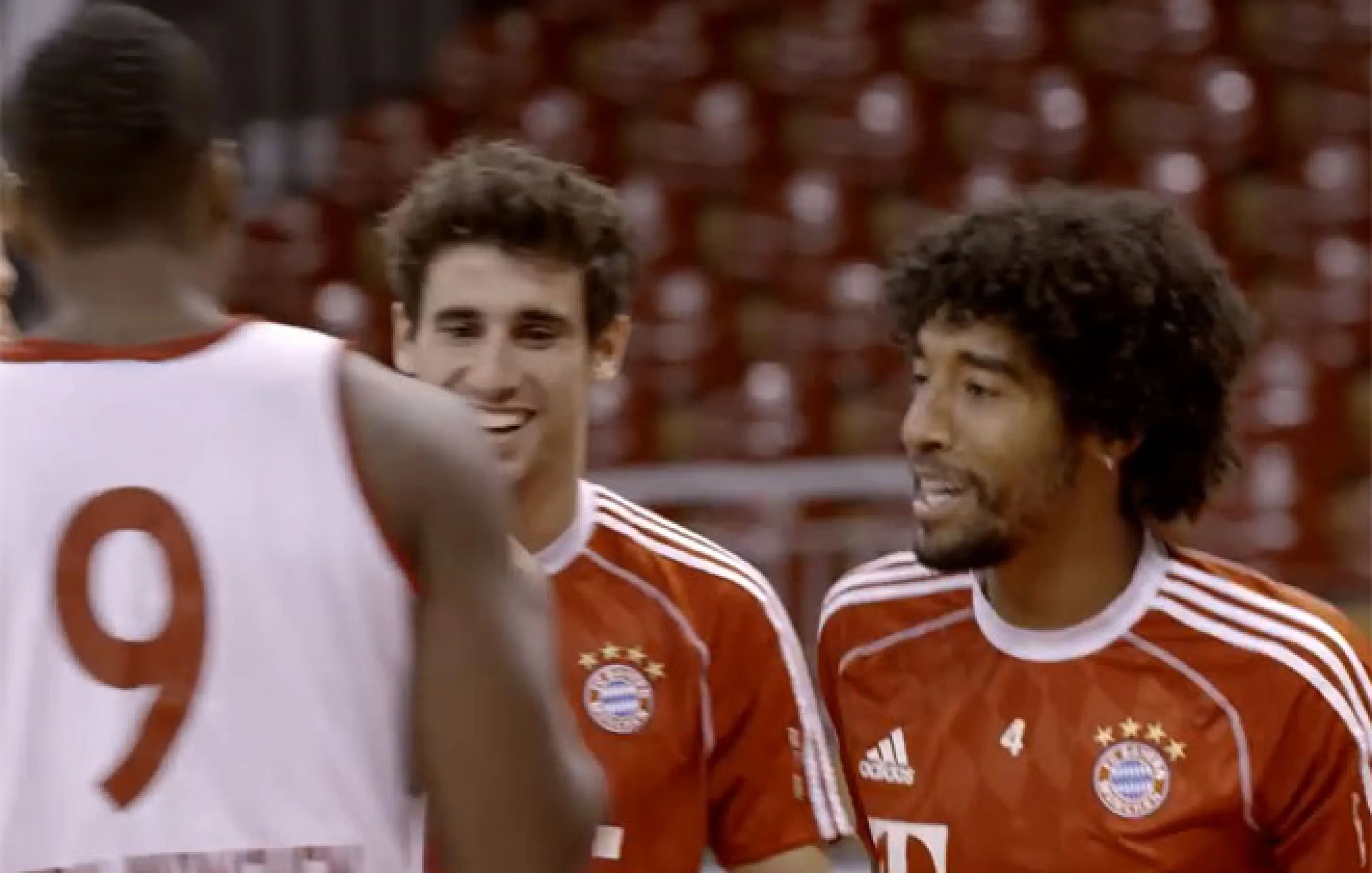 Bayern Munich play basketball
