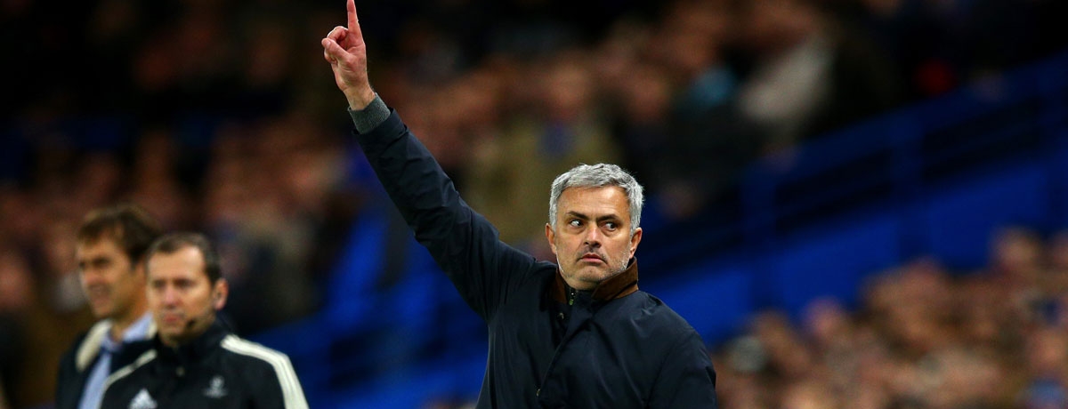Betting storm forces bwin to slash odds on Man Utd signing Euros star